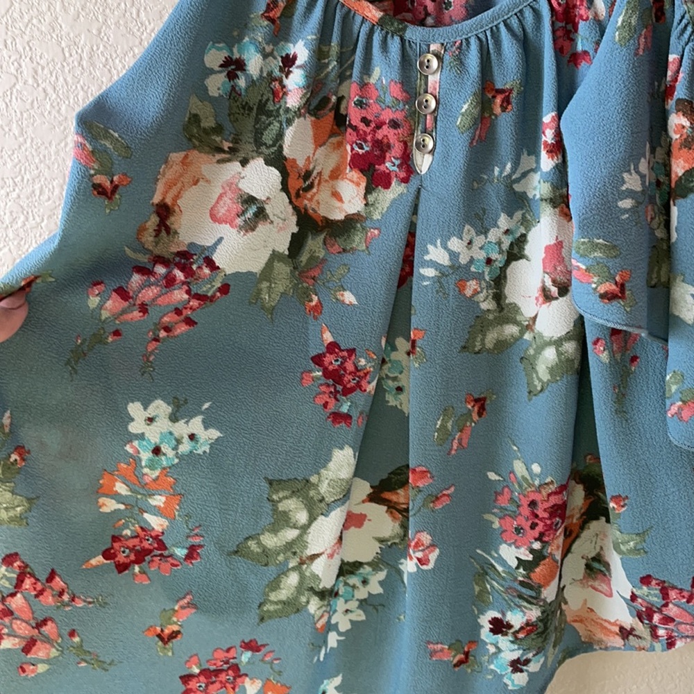 Blouse - Picture 4 of 5